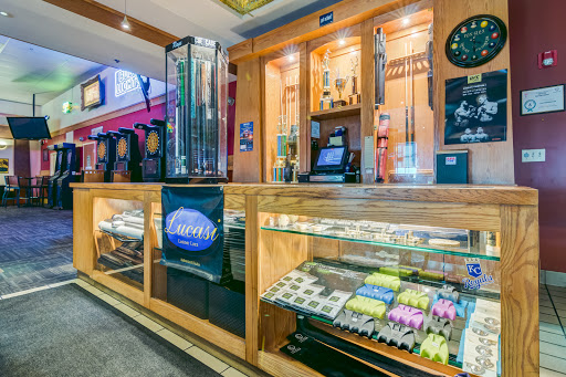 Sports Bar «Brass Rail Sports Bar, Restaurant & Pool Hall», reviews and photos, 4940 NE 81st St, Kansas City, MO 64119, USA