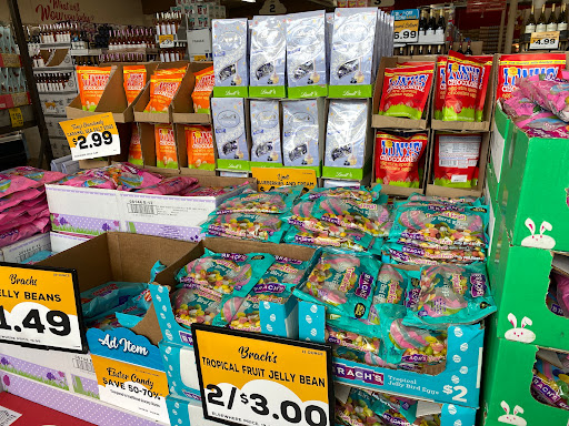 Grocery Store «Grocery Outlet Bargain Market», reviews and photos, 1510 Portland Rd, Newberg, OR 97132, USA