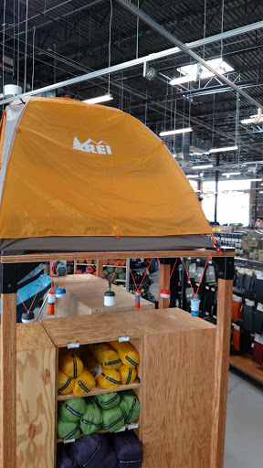 Camping Store «REI», reviews and photos, 350 Independence Blvd, Virginia Beach, VA 23462, USA