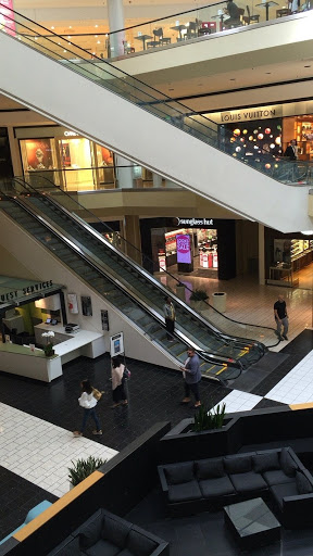 Shopping Mall «Beverly Center», reviews and photos, 8500 Beverly Blvd, Los Angeles, CA 90048, USA
