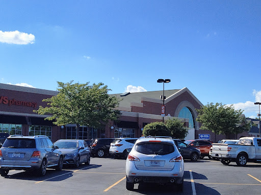 Grocery Store «Schnucks», reviews and photos, 6083 Mid Rivers Mall Dr, St Charles, MO 63304, USA