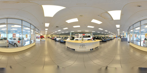 Toyota Dealer «Kings Toyota - New Cars, Indoor Showroom», reviews and photos, 4700 Fields Ertel Rd, Cincinnati, OH 45249, USA