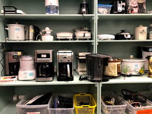 Thrift Store «Humane Society Thrift Store», reviews and photos, 4445 20th St, Vero Beach, FL 32966, USA