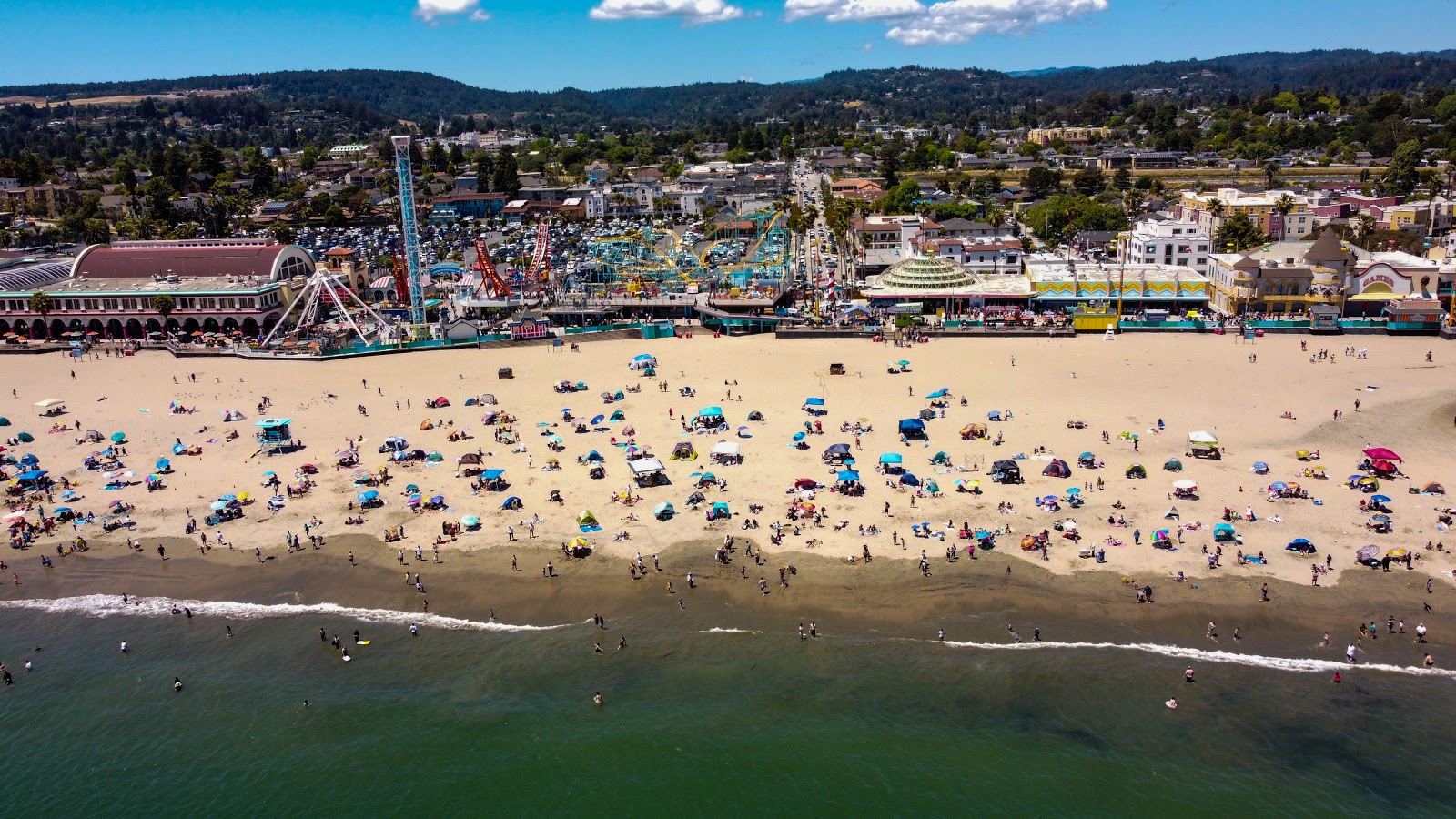 Foto af Santa Cruz Beach faciliteter område