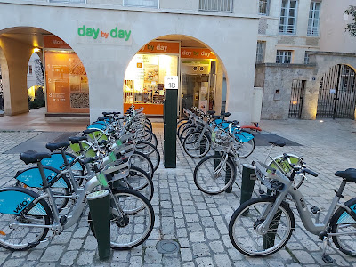 Station Vélo'+ : Place Louis XI à Orléans