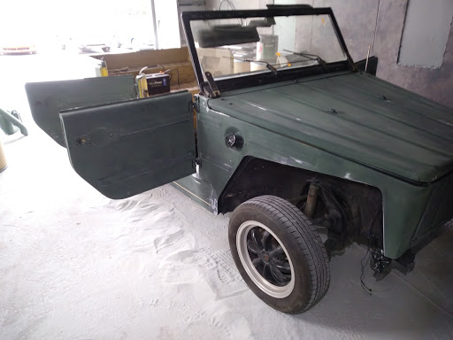 Auto Body Shop «Maaco Collision Repair & Auto Painting», reviews and photos, 5409 Anderson Rd, Tampa, FL 33614, USA