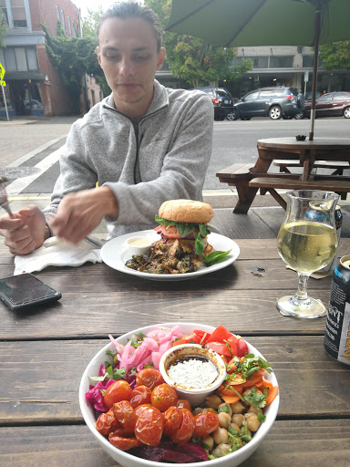 Lounge «Taproot Lounge And Cafe», reviews and photos, 356 State St, Salem, OR 97301, USA