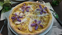 Plats et boissons du Pizzeria La Bayle Pizza à Entrelacs - n°16