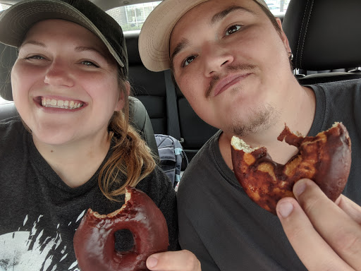 Bakery «Krispy Kreme Doughnuts», reviews and photos, 504 E Meighan Blvd, Gadsden, AL 35903, USA