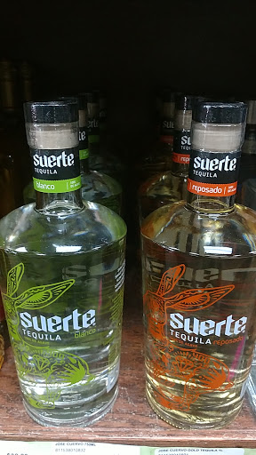 Wine Store «Greenwood Village Wine & Spirits», reviews and photos, 9251 E Peakview Ave Unit E, Greenwood Village, CO 80111, USA