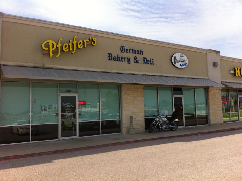 Pfeifer's German Bakery & Deli 76548