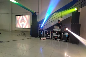 HD Audio - mobile disco. image