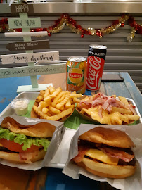 Plats et boissons du Restaurant de hamburgers Shake 'N' Out Burgers à Dunkerque - n°18