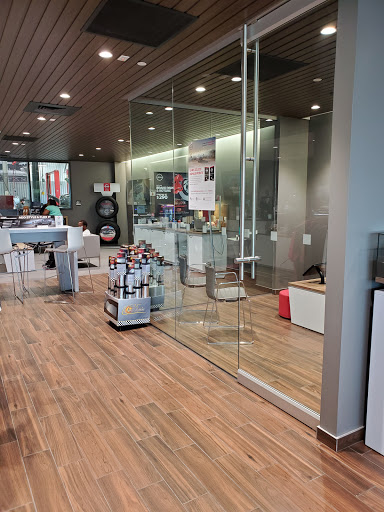 Used Car Dealer «Keating Nissan», reviews and photos, 333 Interstate 45 S, Conroe, TX 77304, USA