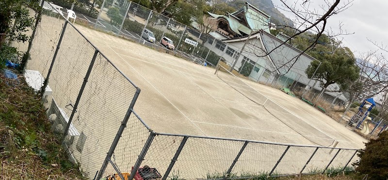 八幡公園テニスコート