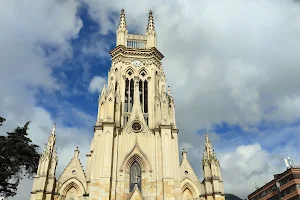 Plaza de Lourdes image