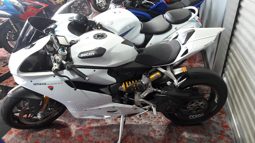 Motorcycle Dealer «Powersports of Palm Beach», reviews and photos, 1422 10th St, Lake Park, FL 33403, USA