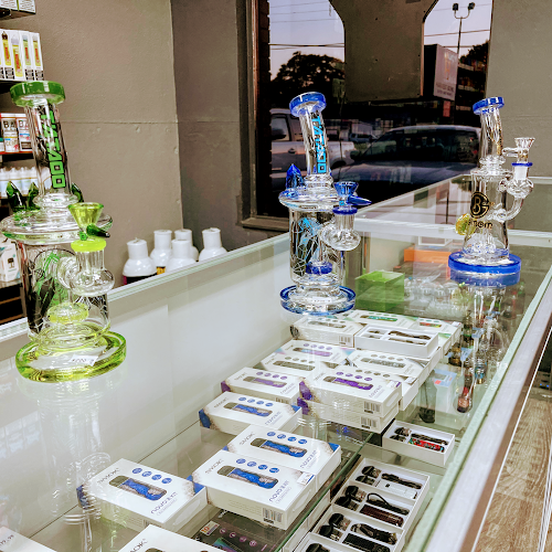 Reviews of LVL UP SMOKE SHOP in Tampa - Tobacco shop