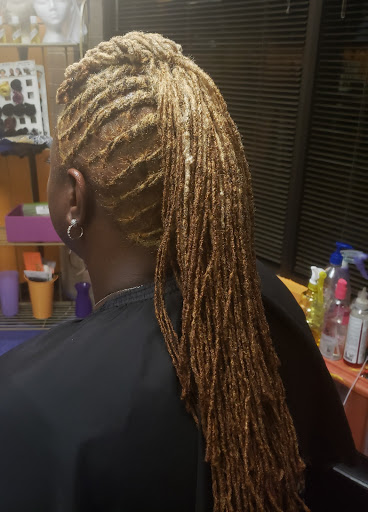 Beauty Salon «A Total U Salon*A Natural You», reviews and photos, 745 Bradfield Rd, Houston, TX 77060, USA