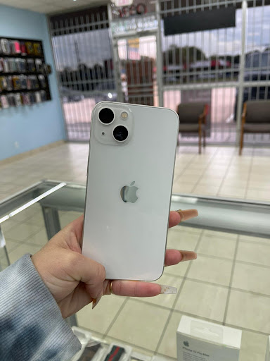 Cell Phone Store «Cell Repair», reviews and photos, 12579 Richmond Ave, Houston, TX 77082, USA