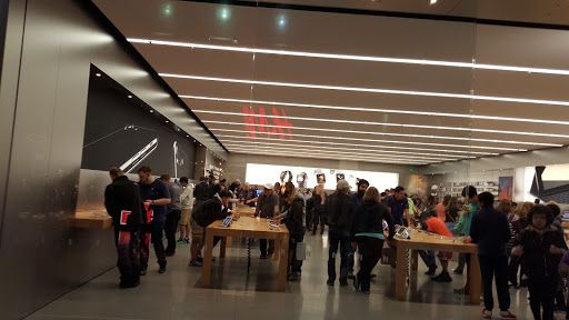 Computer Store «Apple Washington Square», reviews and photos, 9585 SW Washington Square Rd, Tigard, OR 97223, USA