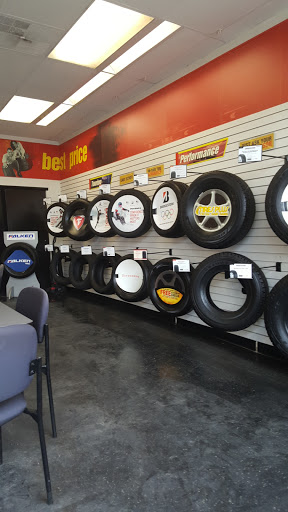 Tire Shop «Tires Plus», reviews and photos, 1500 Ridge Pike, Conshohocken, PA 19428, USA