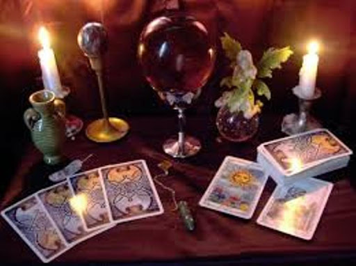 Tarot Reader Tina