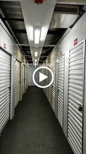 Self-Storage Facility «CubeSmart Self Storage», reviews and photos, 3725 Deerfield Rd, Riverwoods, IL 60015, USA