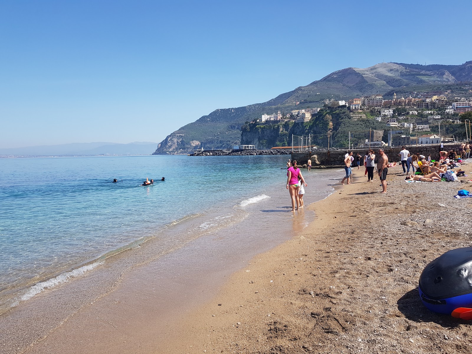 Foto von Spiaggia Seiano mit viele kleine buchten