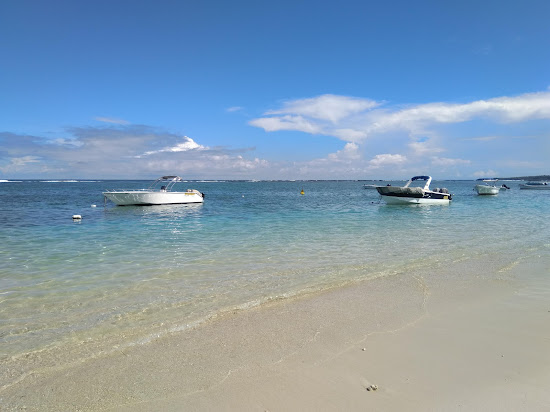 Flic En Flac Beach