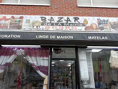 Bazar De La Mairie à La Courneuve