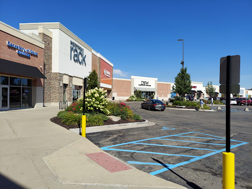 Shopping Mall «Shops at CenterPoint», reviews and photos, 3665 28th St SE, Grand Rapids, MI 49512, USA