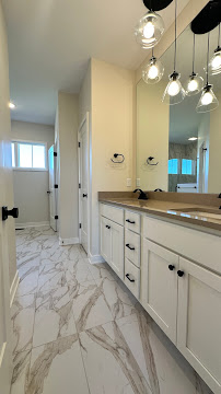 Windsor Homes - Photo 6 - Car repair in Fort Wayne, IN, Fort Wayne