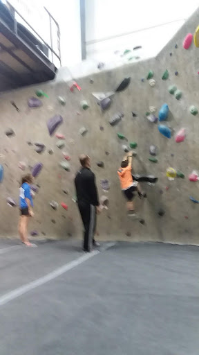 Rock Climbing Gym «Evo Rock & Fitness Portland», reviews and photos, 65 Warren Ave, Portland, ME 04103, USA