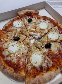 Plats et boissons du Pizzas à emporter Gang Of Pizza à Selles-sur-Cher - n°2