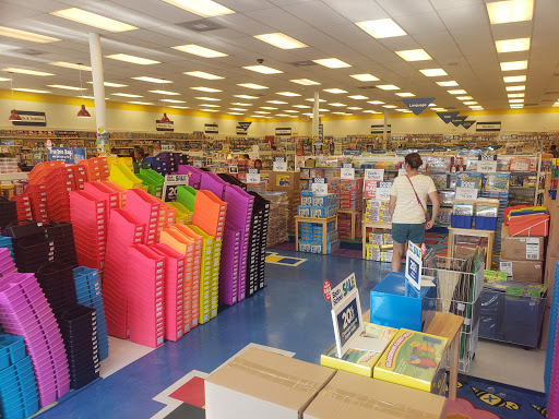 Educational Supply Store «Lakeshore Learning Store», reviews and photos, 7009 Manchester Blvd A, Alexandria, VA 22310, USA
