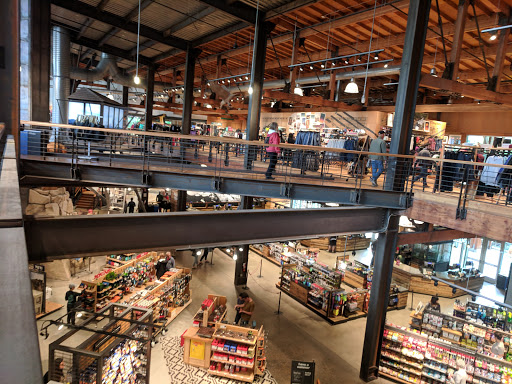 Camping Store «REI», reviews and photos, 222 Yale Ave N, Seattle, WA 98109, USA