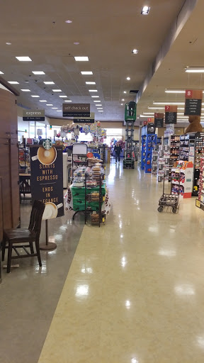 Grocery Store «Safeway», reviews and photos, 21401 Pacific Hwy S, Des Moines, WA 98198, USA