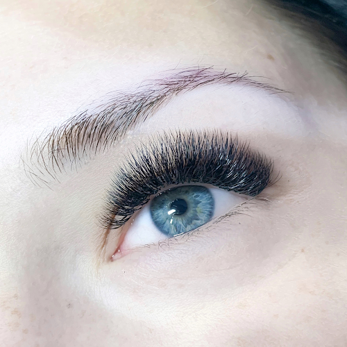 House of Lashes & Brows - Hull