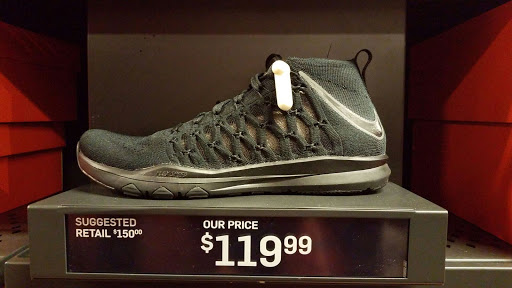 Clothing Store «Nike Factory Store», reviews and photos, 651 Kapkowski Rd #150, Elizabeth, NJ 07201, USA