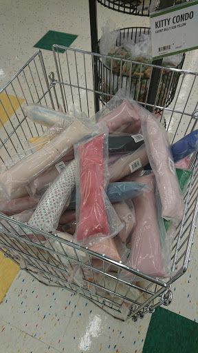 Pet Supply Store «Pet Supplies Plus», reviews and photos, 42241 Garfield Rd, Charter Twp of Clinton, MI 48038, USA