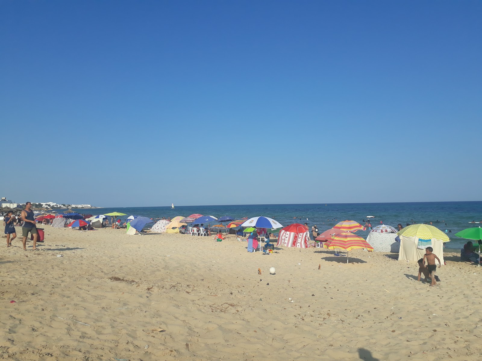 Foto van Plage de Hammamet V met gemiddeld niveau van netheid