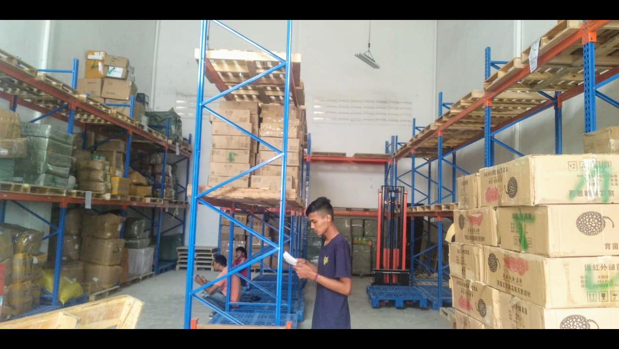 Gambar Antara Warehouse Jakarta