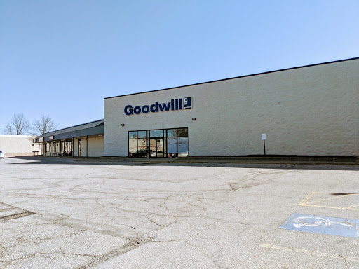 Goodwill Industries, 170 Great Oaks Trail, Wadsworth, OH 44281, USA, 
