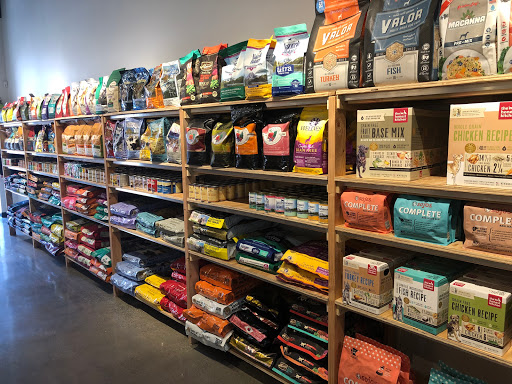 Pet Supply Store «Pet Project», reviews and photos, 548 S Spring St, Los Angeles, CA 90013, USA