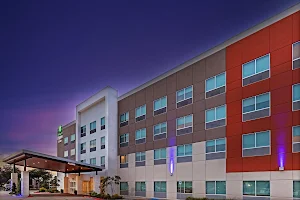Holiday Inn Express & Suites Stafford NW - Sugar Land, an IHG Hotel image