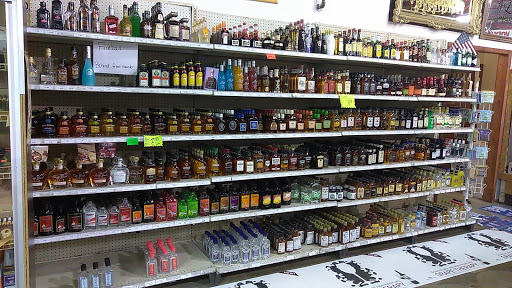 Liquor Store «Holiday Depot Liquor», reviews and photos, 6520 Randol Mill Rd, Fort Worth, TX 76112, USA