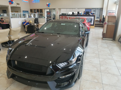 Oil Change Service «Quick Lane at Mac Haik Ford», reviews and photos, 10333 Katy Fwy, Houston, TX 77024, USA