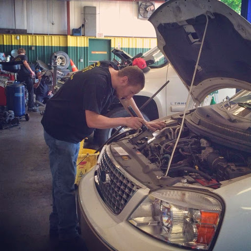 Auto Repair Shop «Top Quality Car Care», reviews and photos, 276 Glynn St N, Fayetteville, GA 30214, USA