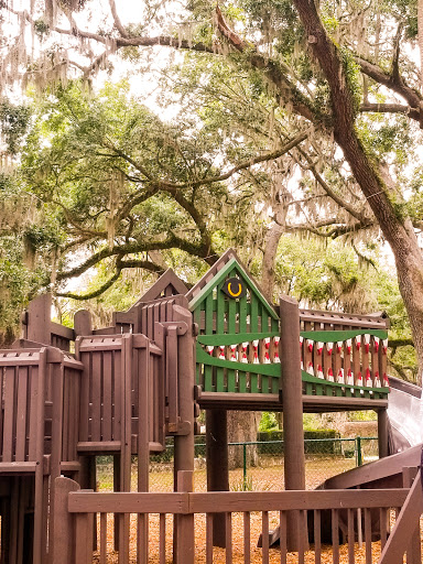 Park «Gilbert Park», reviews and photos, 310 S Tremain St, Mt Dora, FL 32757, USA